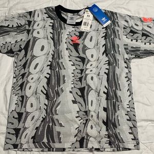 Adidas, XS, Unisex, Love Unites t-shirt